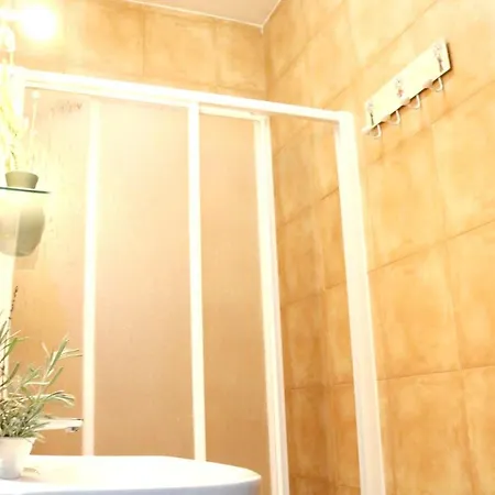 Contemporary In - 45 Sqm - Wheelchair Access Apartman *