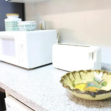 Contemporary In - 45 Sqm - Wheelchair Access Apartman *