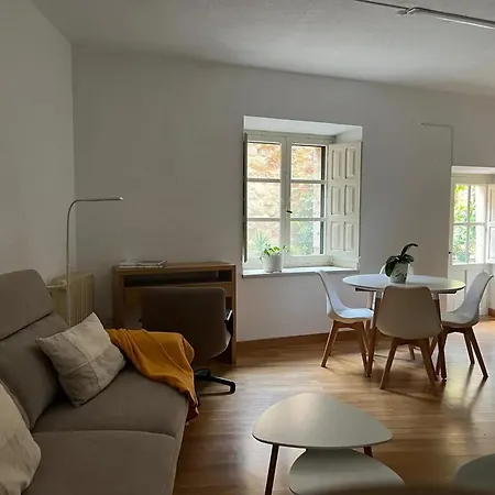 Contemporary In - 45 Sqm - Wheelchair Access Apartman Salamanca